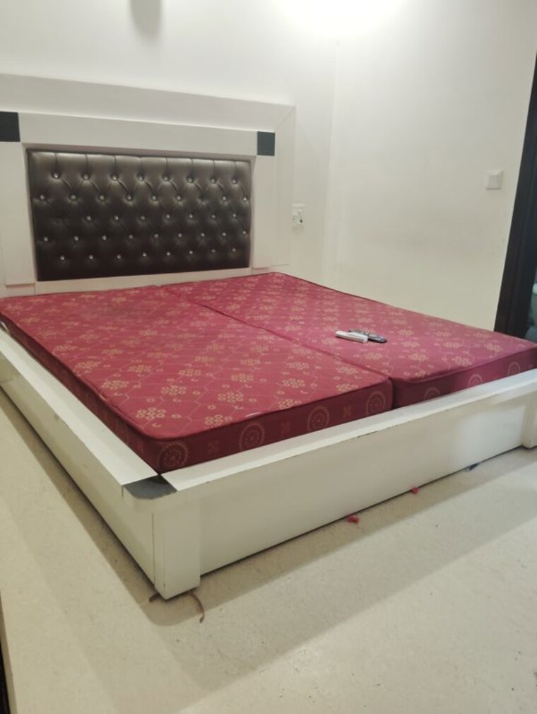 Bedroom, chittaranjan park 3.5 Bedroom 1500 Sq.Ft. Builder Floor In Chittaranjan Park Delhi 10334952