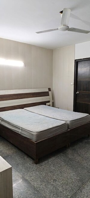 Bedroom in 1 BHK Builder Floor at Sector 45 – for Rent