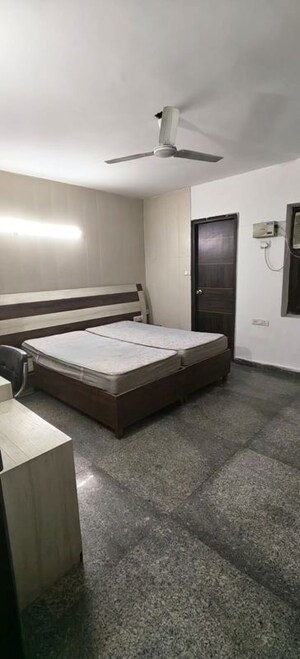 Bedroom in 1 BHK Builder Floor at Sector 45 – for Rent