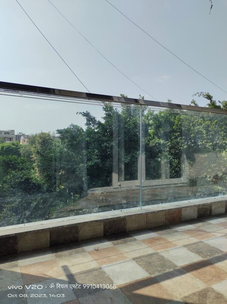 Balcony, chattarpur 1 Bedroom 570 Sq.Ft. Apartment In Chattarpur Delhi 10334998