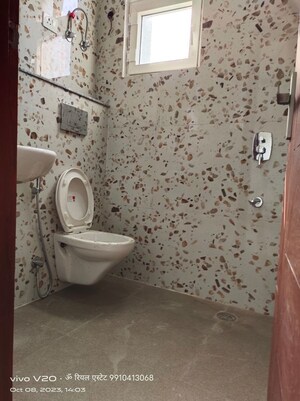 Bathroom in 1 BHK Apartment at Chattarpur – for Rent