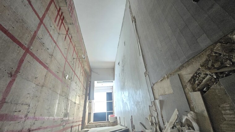 undefined, express-zone Commercial Office Space 1500 Sq.Ft. In Malad East Mumbai 10335003
