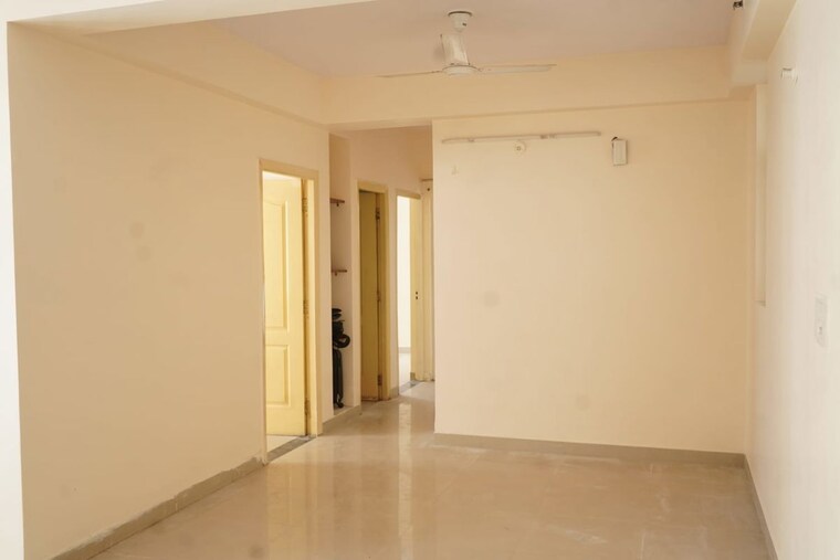 Room, paarth-aadyant 3 Bedroom 1700 Sq.Ft. Apartment In Gomti Nagar Lucknow 10335022