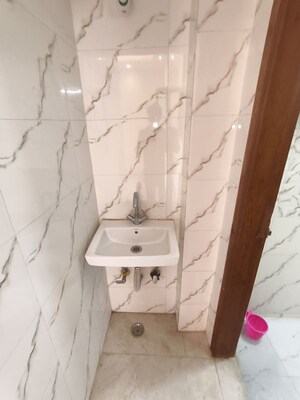 Bathroom in 2.5 BHK Builder Floor at Ashram – for Rent