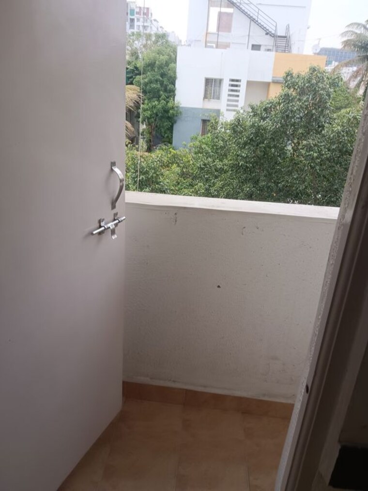 Balcony, baner 1 Bedroom 509 Sq.Ft. Apartment In Baner Pune 10335037