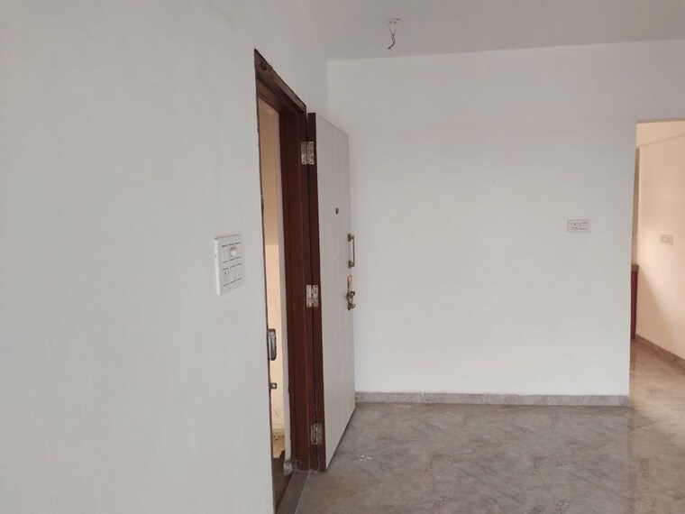 Room, friends colony 2 Bedroom 850 Sq.Ft. Apartment In Friends Colony Mumbai 10335077