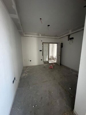 Room in 3 BHK Apartment at Vasavi Atlantis, Narsingi – for Sale