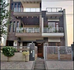 3 BHK + Pooja Room,Extra Room Villa For Sale in Centreo 