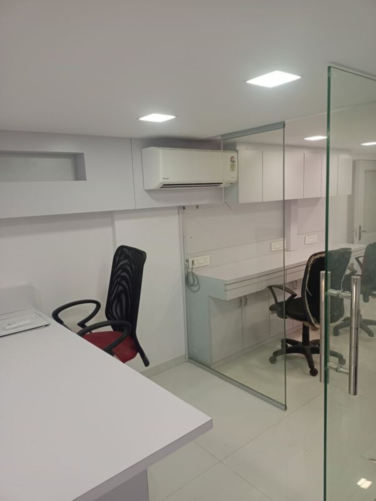 Team Area, royal-palms Commercial Office Space 400 Sq.Ft. In Goregaon East Mumbai 10335141