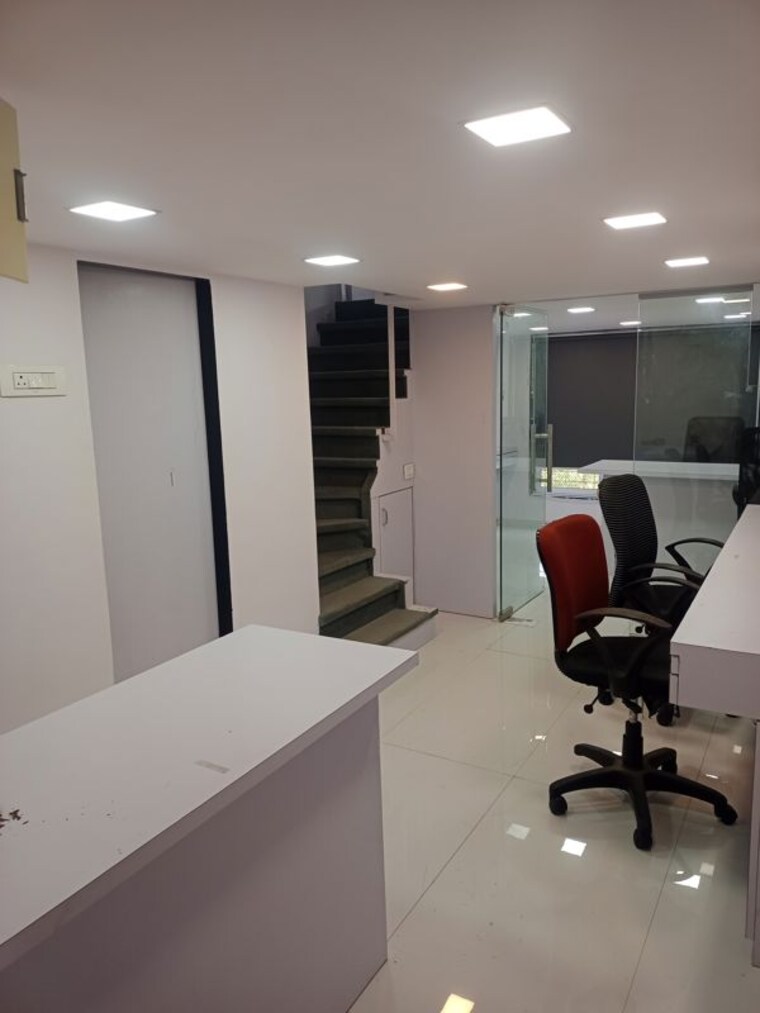 Team Area, royal-palms Commercial Office Space 400 Sq.Ft. In Goregaon East Mumbai 10335141