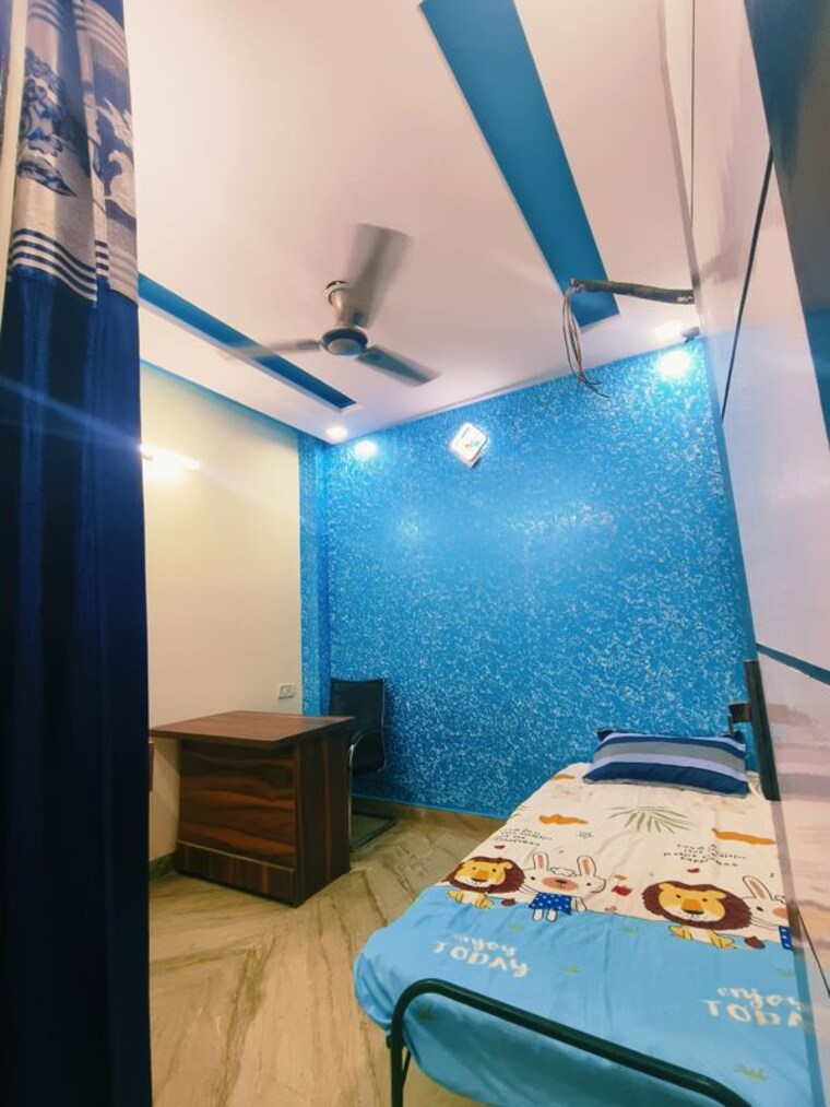 Room, mansa ram park 3 Bedroom 810 Sq.Ft. Builder Floor In Mansa Ram Park Delhi 10335173