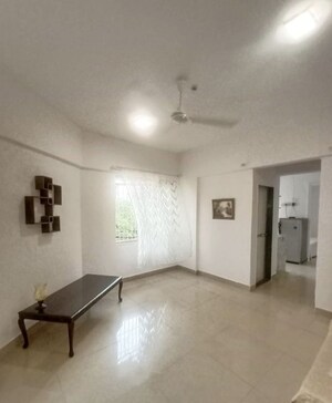 Room in 2 BHK Apartment at Urvashi CHS Malad East, Malad East – for Rent