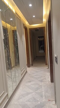 3 BHK + Pooja Room,Servant Room,Study Room Builder Floor For Rent in New Rajinder Nagar