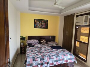 Bedroom in 3 BHK Builder Floor at Sector 47 – for Rent