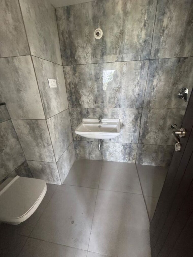 Bathroom, frontline-seven 3 Bedroom 1910 Sq.Ft. Apartment In Kokapet Hyderabad 10335242