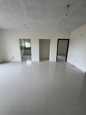 Room in 3 BHK Apartment at Frontline Seven, Kokapet – for Sale