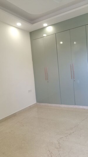 Room in 3 BHK Builder Floor at New Rajinder Nagar – for Sale