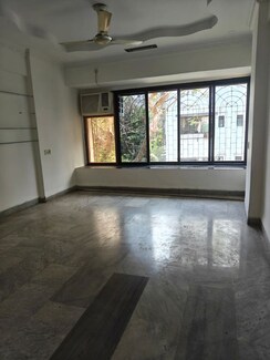 2 BHK + Extra Room Apartment For Rent in Andheri West