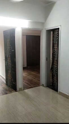 1.5 BHK Apartment For Rent in Migsun Roof