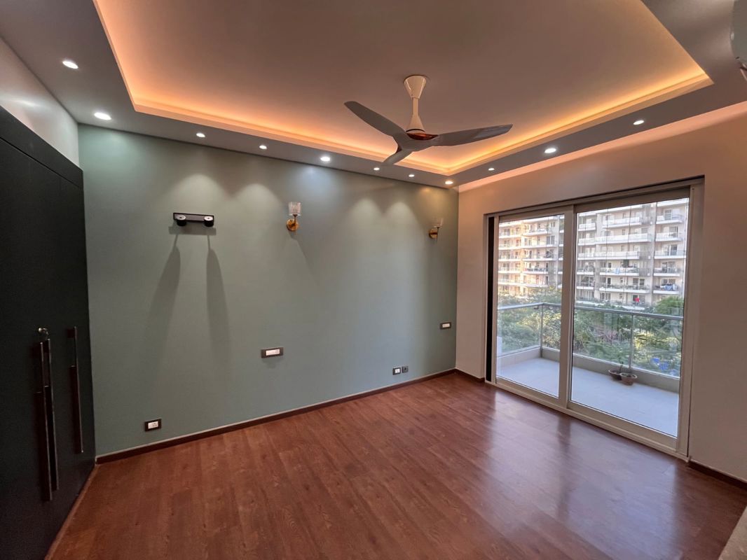 3.5 BHK + Servant Room 2150 Sq.Ft. Apartment in Paras Irene