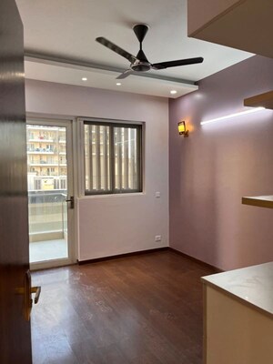 Bedroom in 3.5 BHK Apartment at Paras Irene, Sector 70a – for Sale