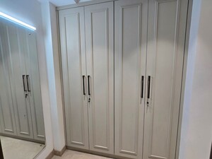 Building Lobby in 4 BHK Apartment at Safdarjung Enclave – for Rent