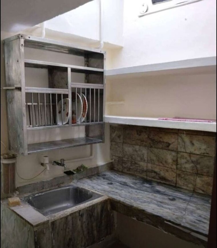 Kitchen, sector 45 2 Bedroom 450 Sq.Ft. Independent House In Sector 45 Chandigarh 10335270