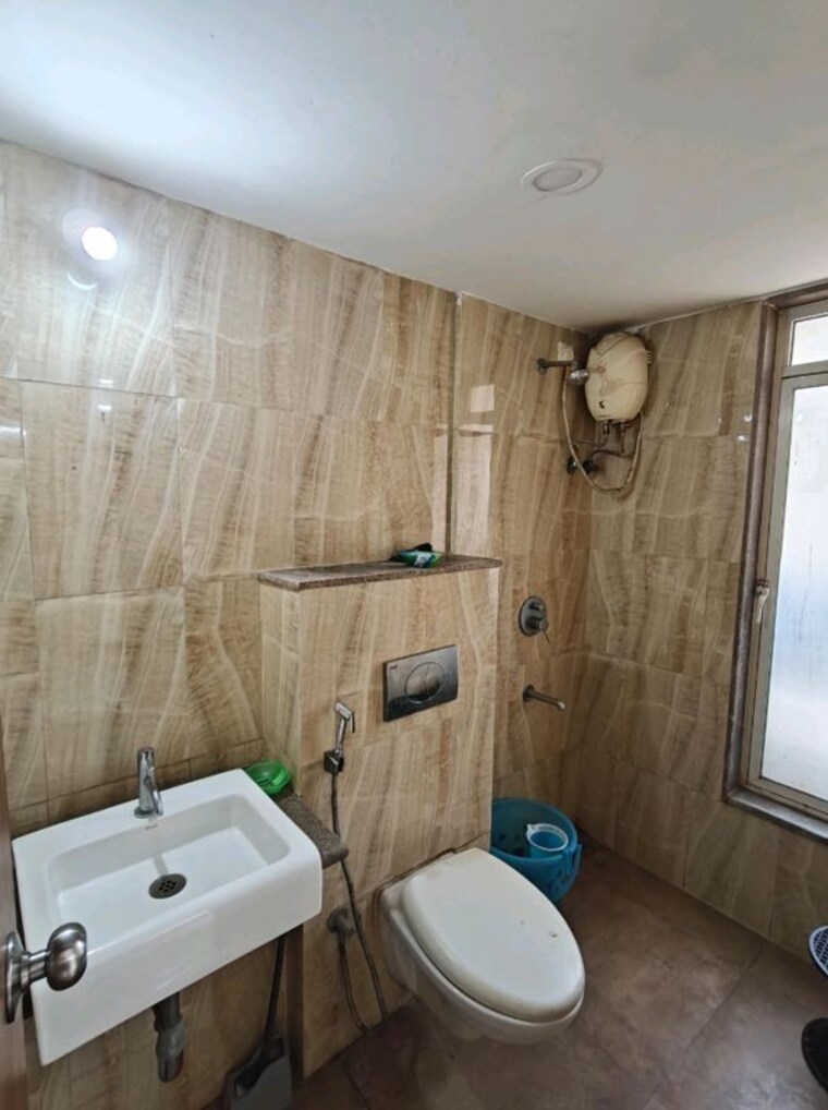 Bathroom, lodha-amara 2 Bedroom 672 Sq.Ft. Apartment In Kolshet Road Thane 10335280