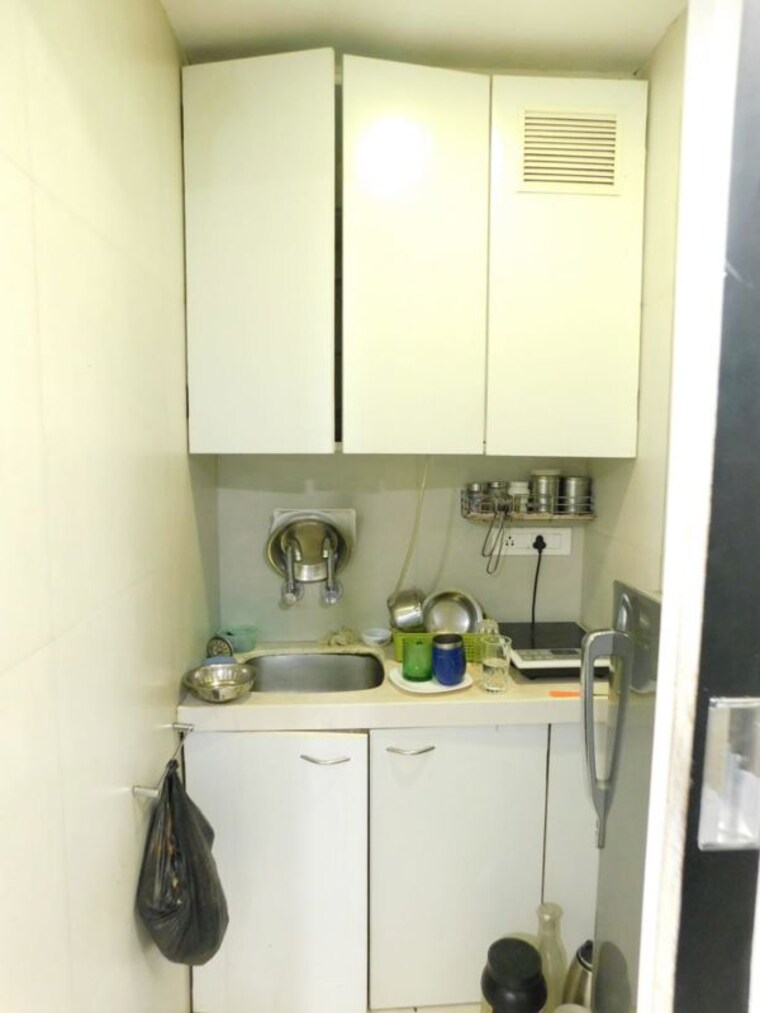 Kitchen, juhu Commercial Shop 650 Sq.Ft. In Juhu Mumbai 10335295