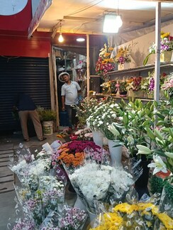 Retail Shop For Rent in Andheri West