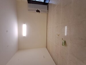 Room in 2 BHK Builder Floor at Koramangala – for Rent
