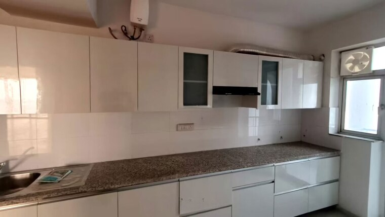 Kitchen, assotech-blith 3 Bedroom 1685 Sq.Ft. Apartment In Sector 99 Gurgaon 10335317