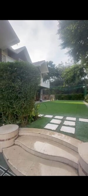 Balcony in 6+ BHK Villa at Civil Lines – for Sale