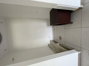 Furnished Amenities in 3 BHK Builder Floor at Sector 21d – for Rent