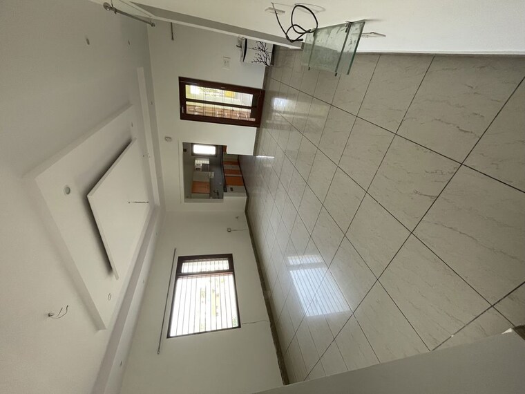 undefined, sector 21d 3 Bedroom 350 Sq.Yd. Builder Floor In Sector 21d Faridabad 10335331