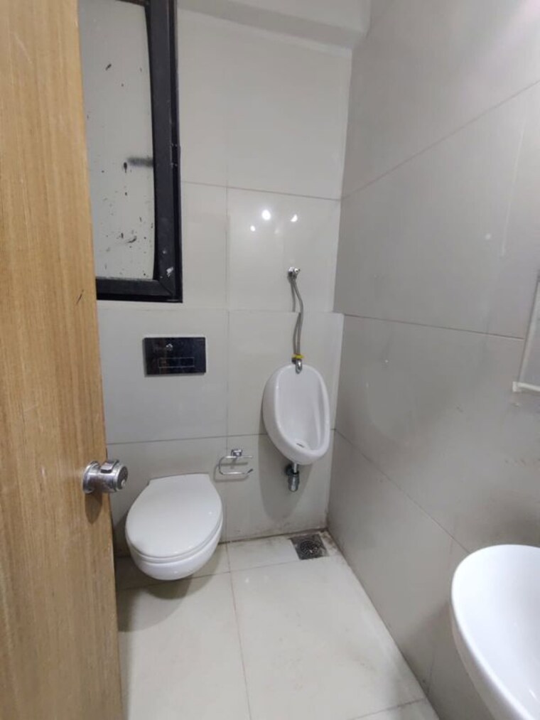Bathroom, gota Commercial Office Space 933 Sq.Ft. In Gota Ahmedabad 10335339