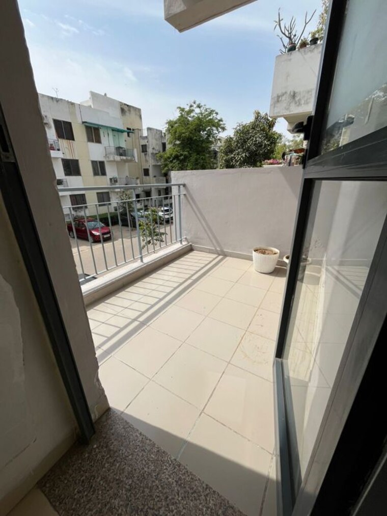 Balcony, ss-linden 4 Bedroom 2750 Sq.Ft. Apartment In Sector 84 Gurgaon 10335385