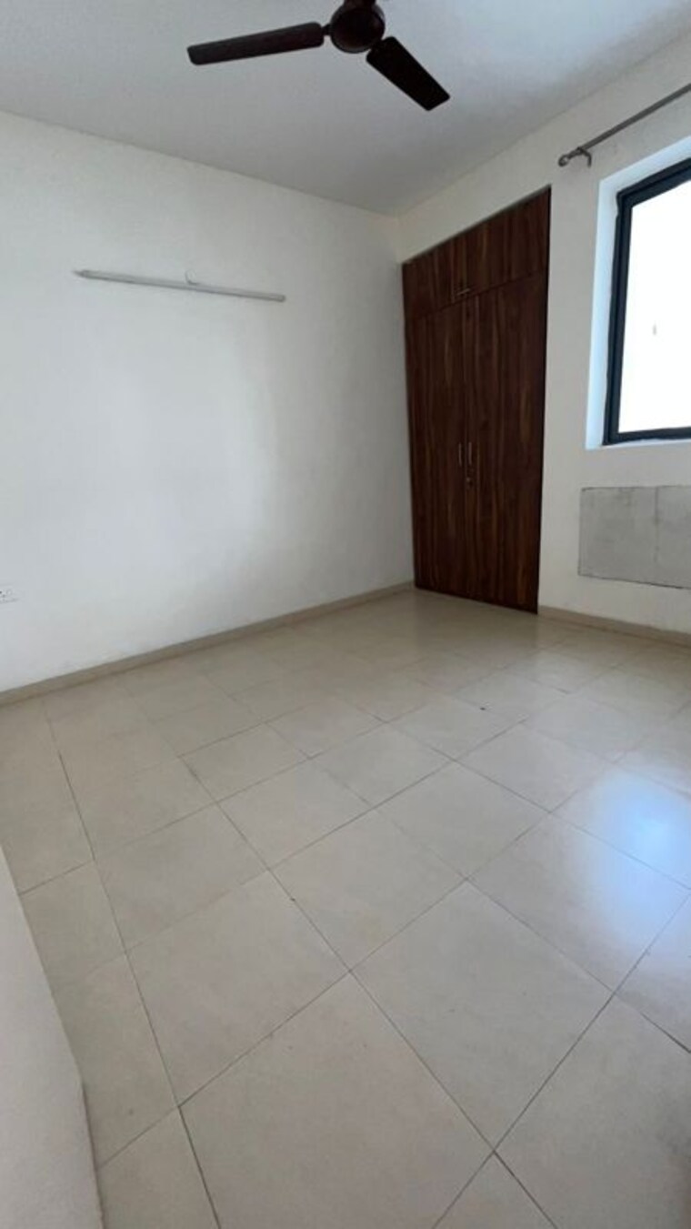 Room, ss-linden 4 Bedroom 2750 Sq.Ft. Apartment In Sector 84 Gurgaon 10335385