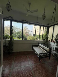 3 BHK + Servant Room Apartment For Rent in Navyug Mansion