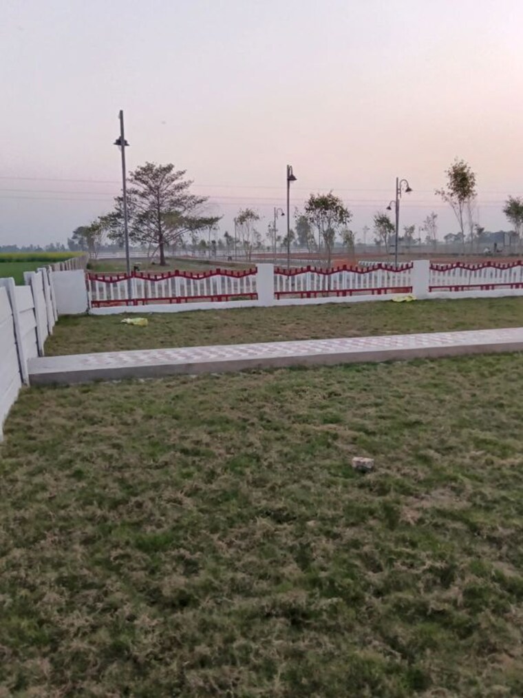 Garden, krishna-iscon-valley  1575 Sq.Ft. Plot In Gosainganj Lucknow 10335404
