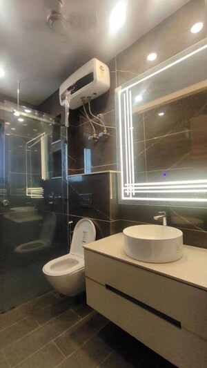 Team Area in 3.5 BHK Apartment at Smart World Orchard, Sector 61 – for Sale