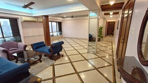 Living Room in 4 BHK Apartment at Sarkar Tower, Mazgaon – for Rent