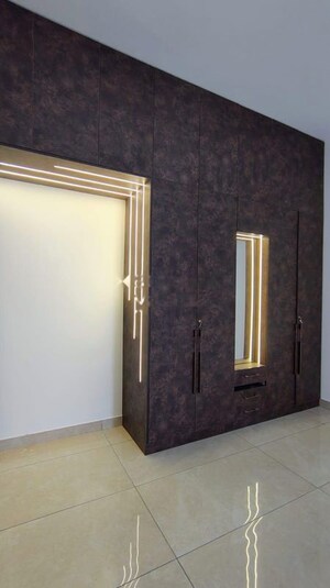 Room in 4 BHK Apartment at Aspen Greens At The Prestige City, Sarjapur Road – for Rent