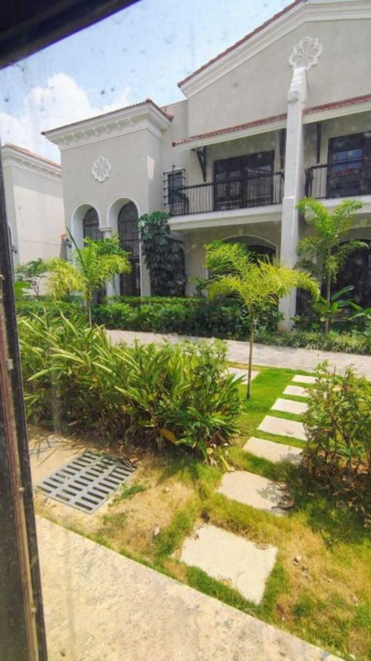 Garden, aspen-greens-at-the-prestige-city 4 Bedroom 2100 Sq.Ft. Apartment In Sarjapur Road Bangalore 10335432