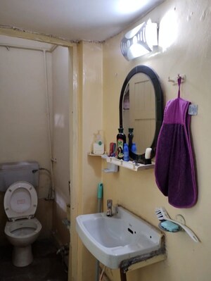 Bathroom in 1.5 BHK Apartment at Gtb Enclave – for Rent