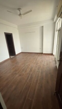 3.5 BHK + Study Room Apartment For Sale in Amrapali Platinum