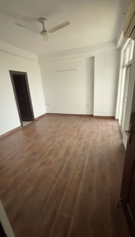 3.5 BHK + Study Room Apartment For Sale in Amrapali Platinum