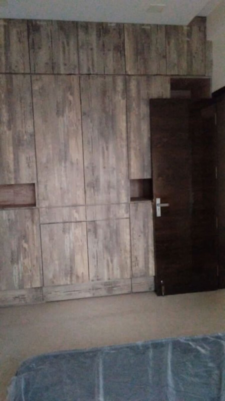 Bathroom, galaxy-aura 5 Bedroom 3000 Sq.Ft. Penthouse In Nerul Sector 6 Navi Mumbai 10335435