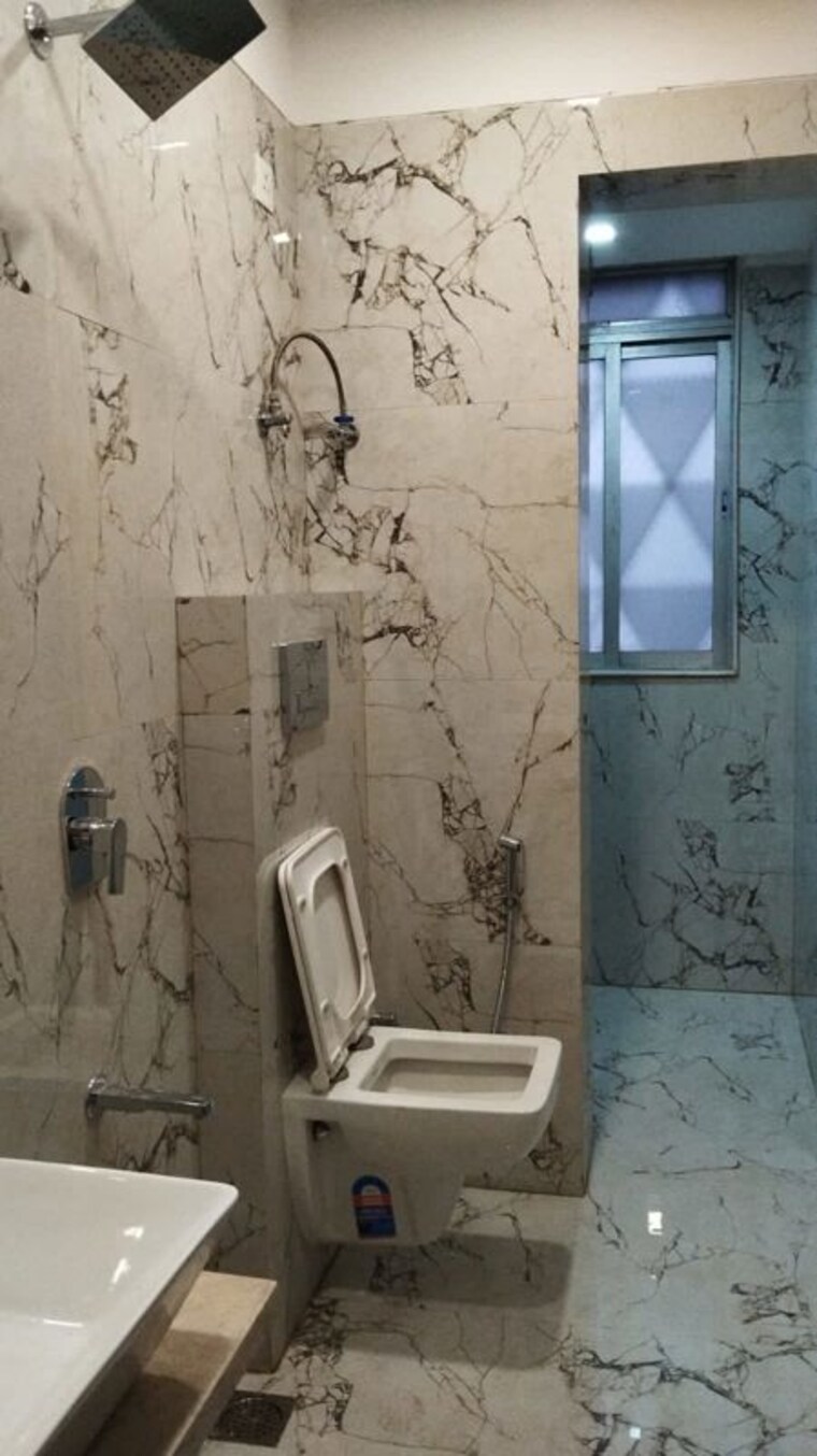 Bathroom, galaxy-aura 5 Bedroom 3000 Sq.Ft. Penthouse In Nerul Sector 6 Navi Mumbai 10335435