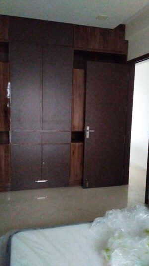 Room in 5 BHK Penthouse at Galaxy Aura, Nerul Sector 6 – for Rent